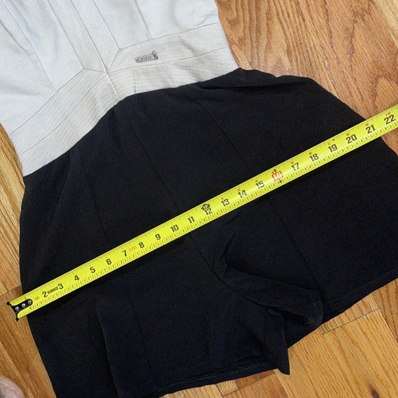 NEW Guess flare bottom Romper Shorts sz M - Picture 9 of 15